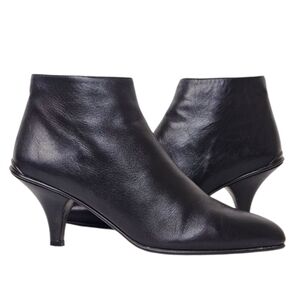 Prada Dark Brown Leather Pointed Toe Kitten Heel Ankle Boots 39